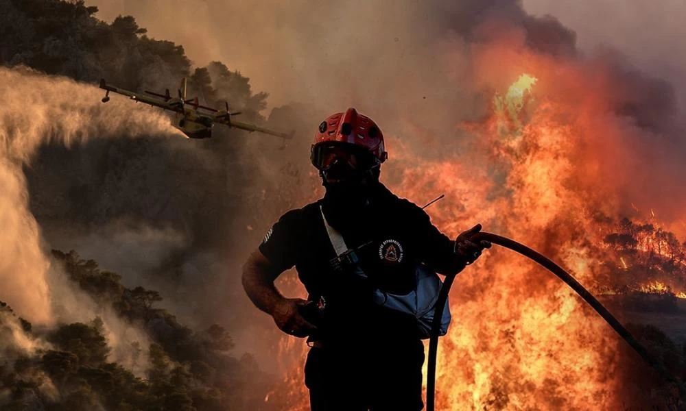 Σε επιφυλακή το Πυροσβεστικό Σώμα σε όλη την Ελλάδα